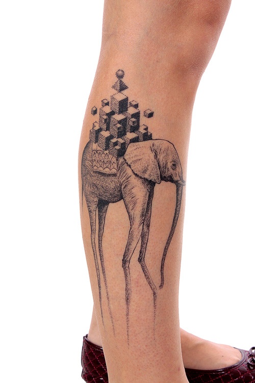 Elefant tattoo med tern